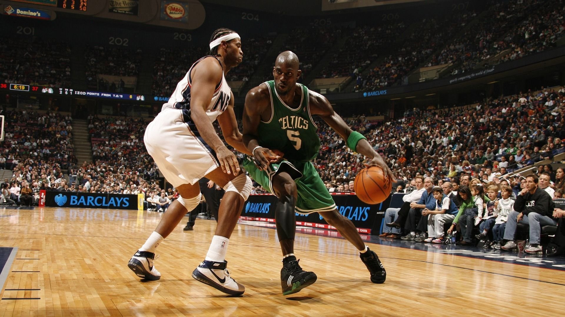 官方娱乐平台-红魔奇兵天降，本菲卡防线瞬间崩盘，红魔奇兵天降，本菲卡防线瞬间崩盘